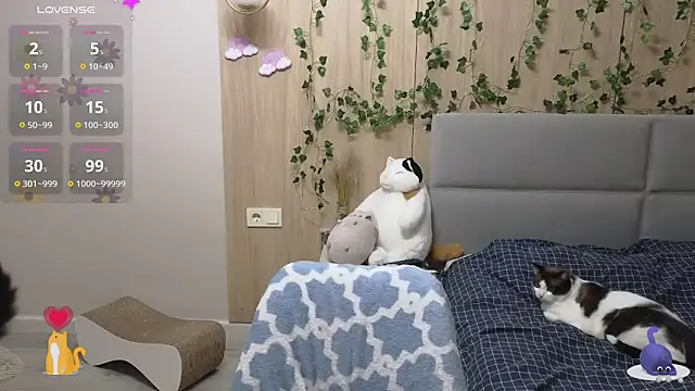 HermioneHHH online show from 02-26-25, 06:54