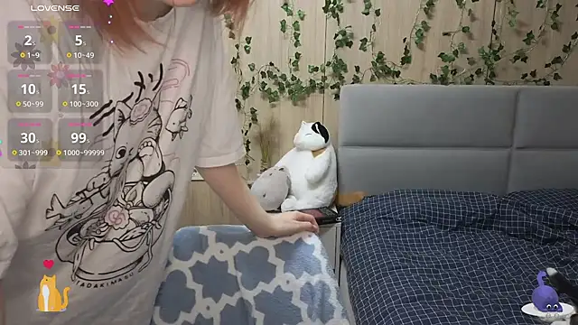 HermioneHHH online show from 02-27-25, 07:04