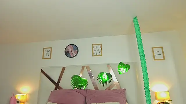 KendalMilleer online show from 03-16-25, 11:16