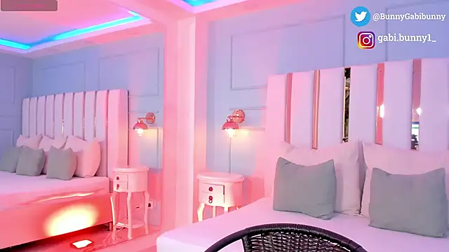 gabi bunny online show from 01-13-26, 05:18