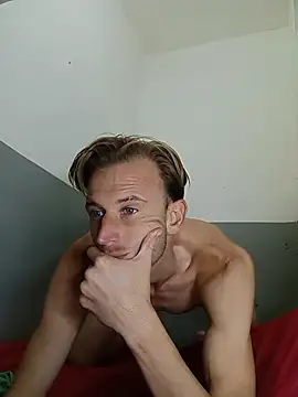 Snapshot of aquilesmade chatting on 11-05-25, 02:50 aquilesmade online show from 11-05-25, 02:50