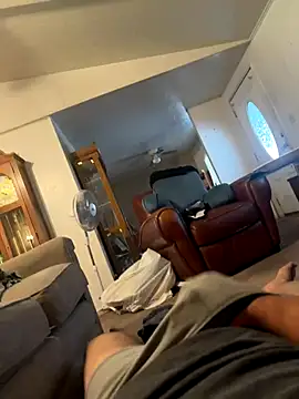 Jayare95 online show from 11-21-25, 05:11