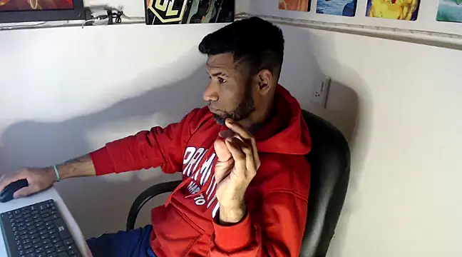 Snapshot of Enriblack92 chatting on 12-04-24, 04:27 Enriblack92 online show from 12-04-24, 04:27