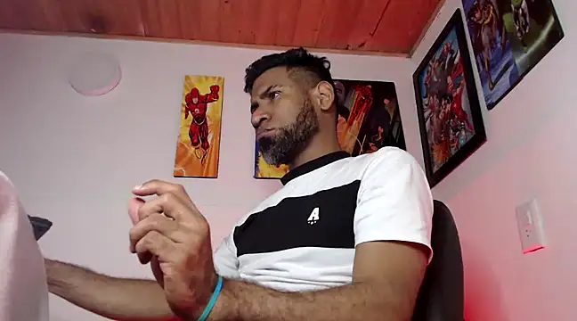 Snapshot of Enriblack92 chatting on 12-08-24, 03:32 Enriblack92 online show from 12-08-24, 03:32