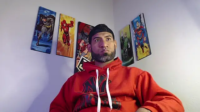 Snapshot of Enriblack92 chatting on 01-27-25, 02:10 Enriblack92 online show from 01-27-25, 02:10