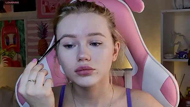 LexieLoree online show from 02-07-25, 04:06