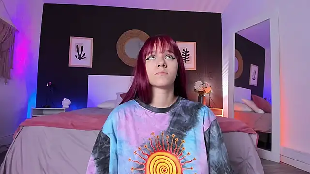 VioletPaket online show from 09-22-25, 11:23