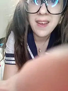 Snapshot of Miachan_LaGattinaVogliosa chatting on 01-06-26, 01:04 Miachan LaGattinaVogliosa online show from 01-06-26, 01:04