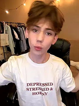 Snapshot of Ohnosashaa chatting on 11-08-25, 01:33 Ohnosashaa online show from 11-08-25, 01:33