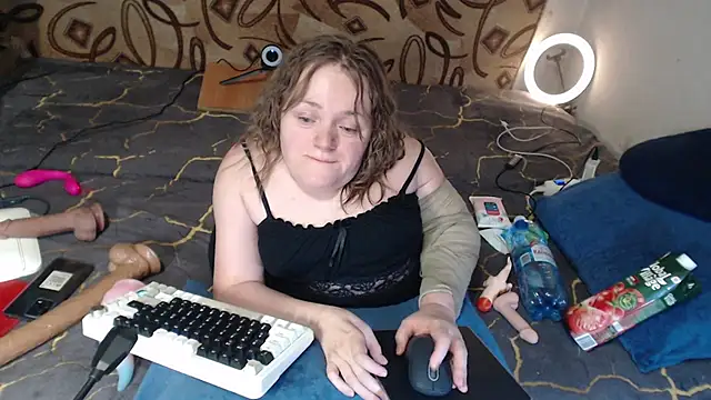 MiniNatalie online show from 02-23-25, 09:44