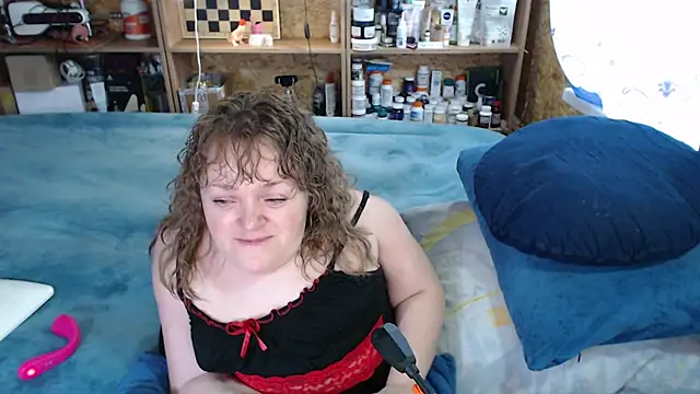 MiniNatalie online show from 10-04-25, 10:13