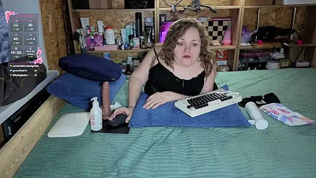 MiniNatalie online show from 01-06-26, 04:54