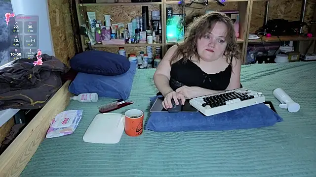 MiniNatalie online show from 01-11-26, 09:03