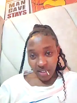 Snapshot of Sweet_mella chatting on 04-18-26, 06:23 Sweet mella online show from 04-18-26, 06:23
