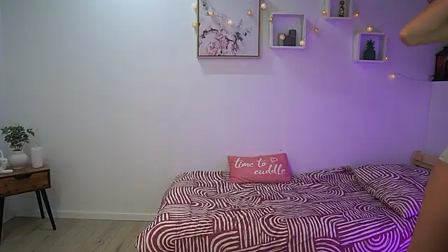 Snapshot of Amai__Liu chatting on 11-13-25, 07:02 Amai Liu online show from 11-13-25, 07:02