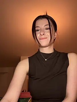 Mia-Minou online show from 04-07-26, 06:52