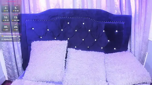 Snapshot of hallsredd chatting on 01-08-26, 10:12 hallsredd online show from 01-08-26, 10:12