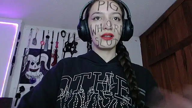 Eloise-brown online show from 01-07-25, 02:42