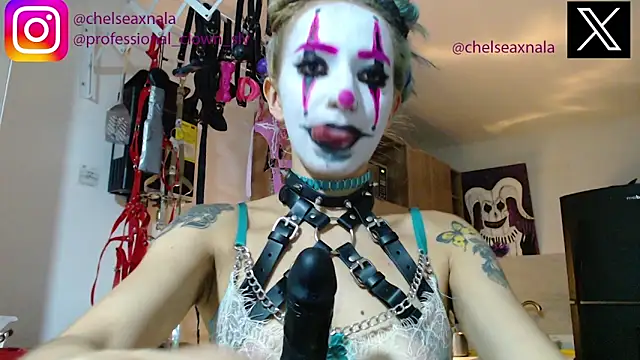 Eloise-brown online show from 09-12-25, 11:37