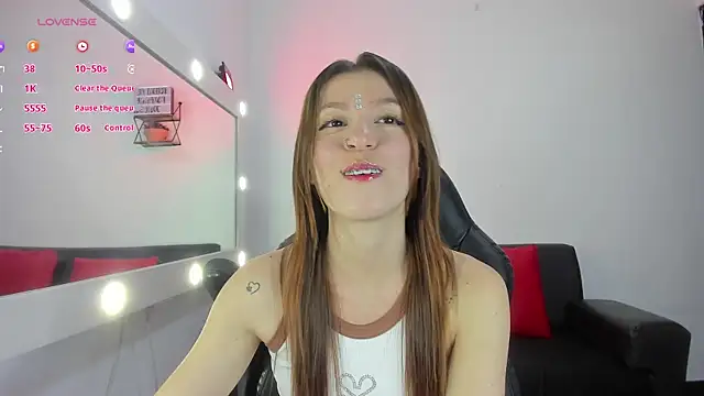 roxanne jones1 online show from 11-08-25, 07:34