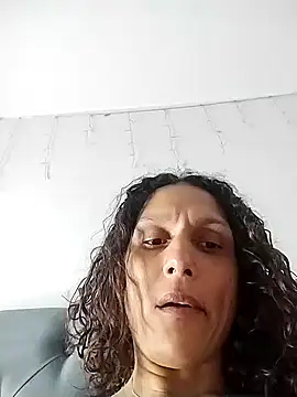 Snapshot of Corina_hot chatting on 01-14-25, 10:44 Corina hot online show from 01-14-25, 10:44