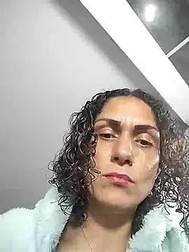 Snapshot of Corina_hot chatting on 03-20-25, 09:13 Corina hot online show from 03-20-25, 09:13