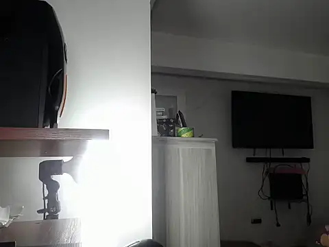 Snapshot of Corina_hot chatting on 09-25-25, 08:56 Corina hot online show from 09-25-25, 08:56