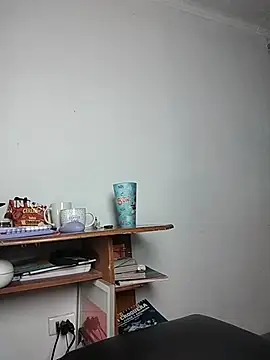 MaryannG online show from 04-16-26, 03:18