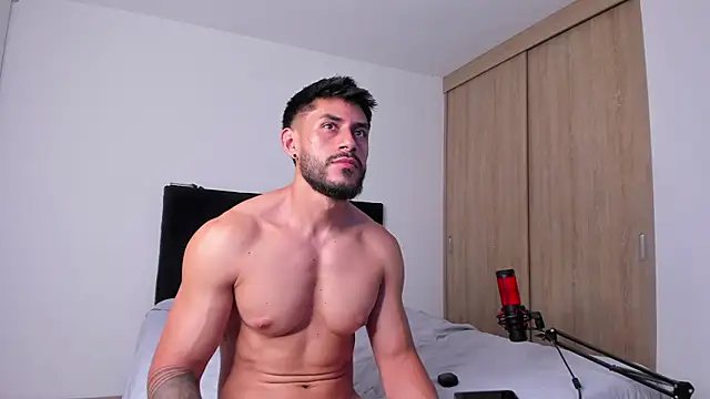 Snapshot of alexxxmachine chatting on 02-18-25, 12:37 alexxxmachine online show from 02-18-25, 12:37