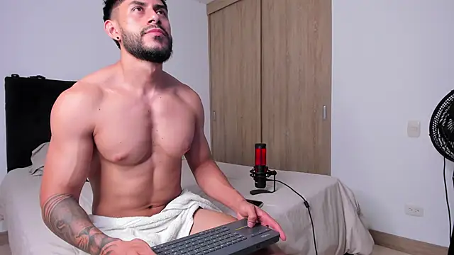 Snapshot of alexxxmachine chatting on 02-27-25, 12:54 alexxxmachine online show from 02-27-25, 12:54