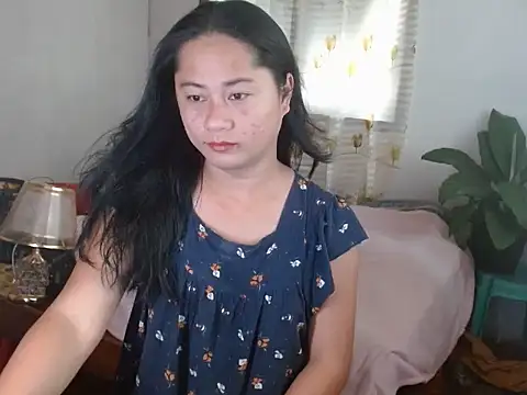 Sweet amberxyz18 online show from 04-19-26, 03:50