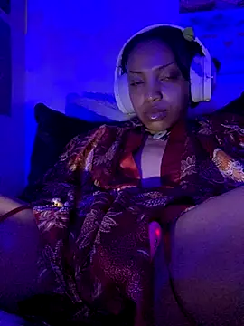 KimiAqua online show from 10-30-25, 10:32