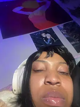 KimiAqua online show from 11-25-25, 11:49