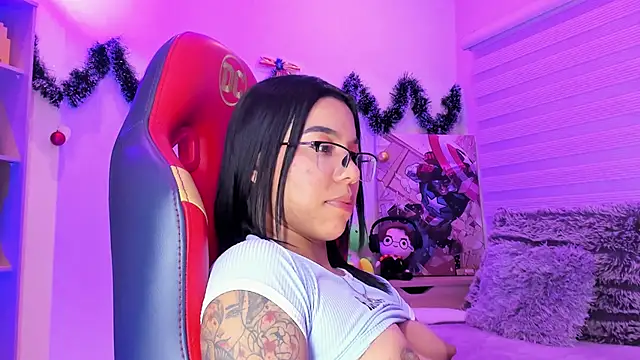 madelyn rose  online show from 01-09-25, 08:45