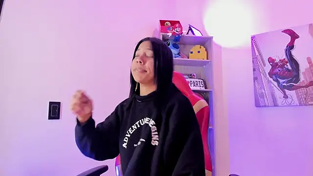 madelyn rose  online show from 01-15-25, 02:17