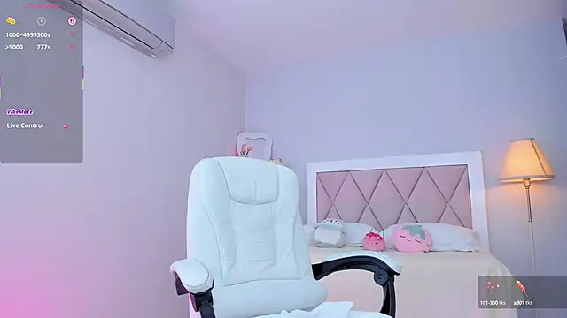 Snapshot of ania_sweet18 chatting on 09-24-25, 12:58 ania sweet18 online show from 09-24-25, 12:58