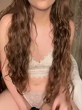 Snapshot of SierraFox_ chatting on 03-05-25, 04:13 SierraFox online show from 03-05-25, 04:13