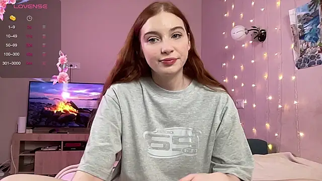 Snapshot of cinnabon_girls chatting on 01-17-25, 03:00 cinnabon girls online show from 01-17-25, 03:00