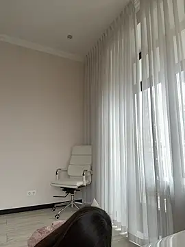 Hott Lolla online show from 03-10-25, 08:59