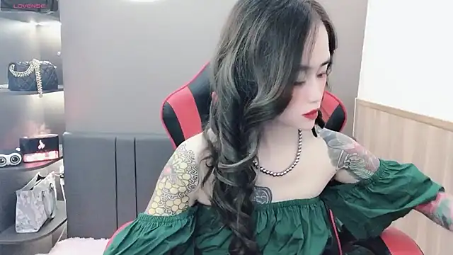 Snapshot of witch-39 chatting on 12-12-24, 04:59 witch-39 online show from 12-12-24, 04:59