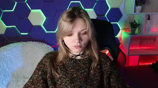 LitaBrom online show from 12-27-24, 04:26