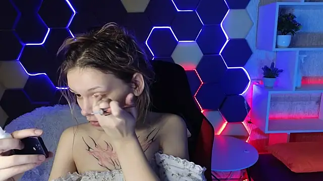 LitaBrom online show from 01-18-25, 08:31