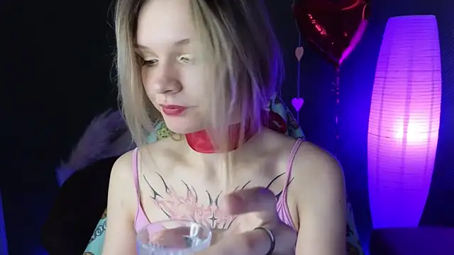 LitaBrom online show from 02-14-25, 04:15