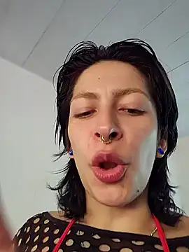 Snapshot of xmoira3x chatting on 12-29-24, 07:11 xmoira3x online show from 12-29-24, 07:11