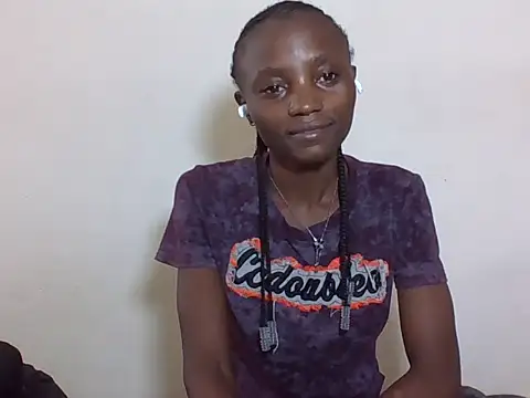 SexyNeedle22 online show from 09-26-25, 09:02