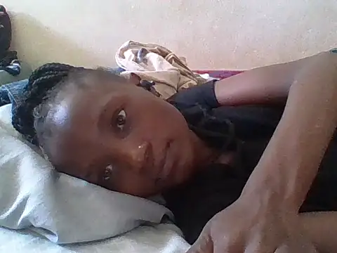 SexyNeedle22 online show from 04-30-26, 08:42