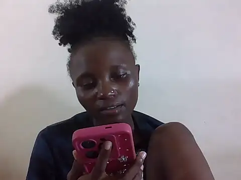 Snapshot of SexyNeedle22 chatting on 06-27-26, 06:46 SexyNeedle22 online show from 06-27-26, 06:46