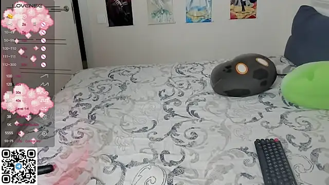 Snapshot of JorRoger chatting on 03-19-25, 11:36 JorRoger online show from 03-19-25, 11:36