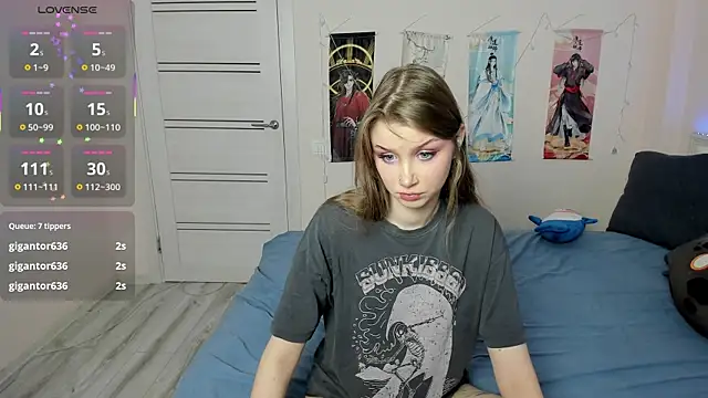 Snapshot of JorRoger chatting on 10-10-25, 07:07 JorRoger online show from 10-10-25, 07:07