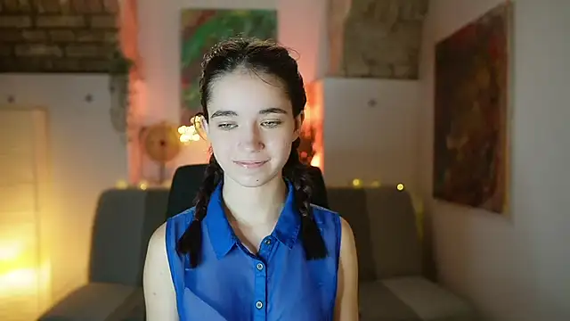 Gia Paige18 online show from 03-05-25, 11:17